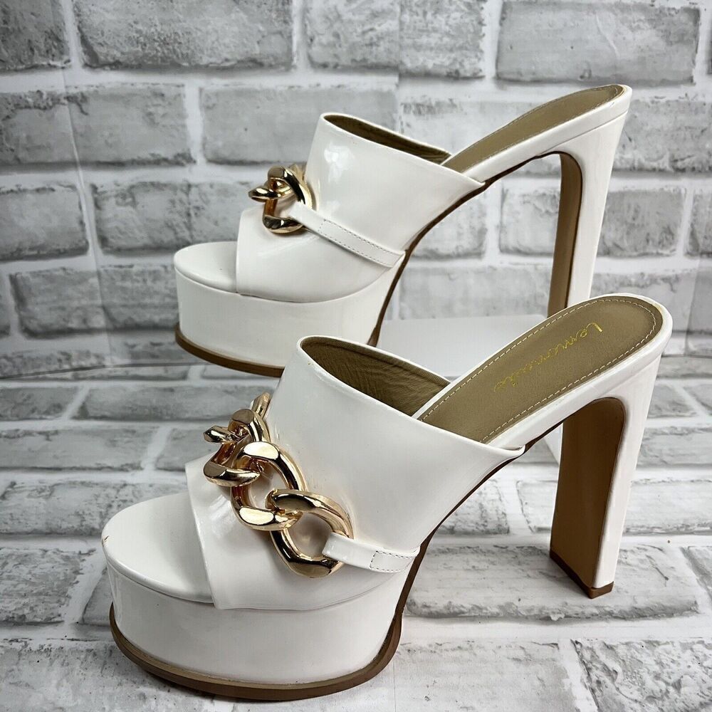 Lemonade No Chill Women’s Size 9 White Platform Pumps With Gold Chain Detail - Picture 3 of 13